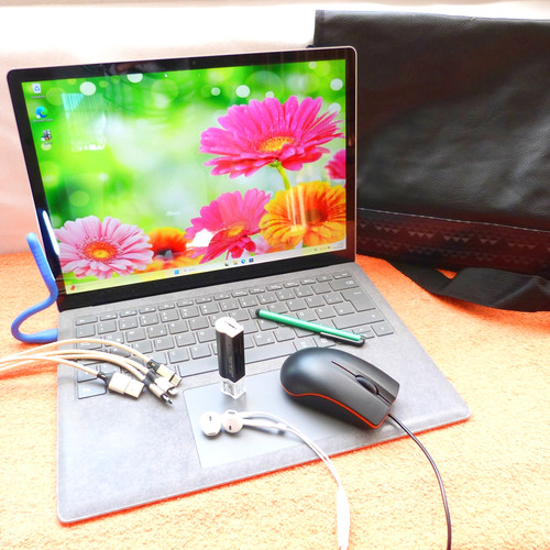 Surface laptop max pouces - 3,
